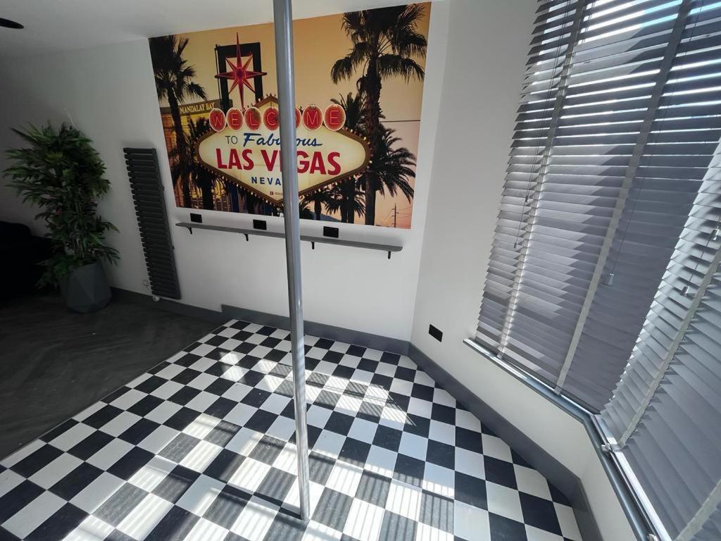 The White House Vegas Suites Blackpool Buitenkant foto