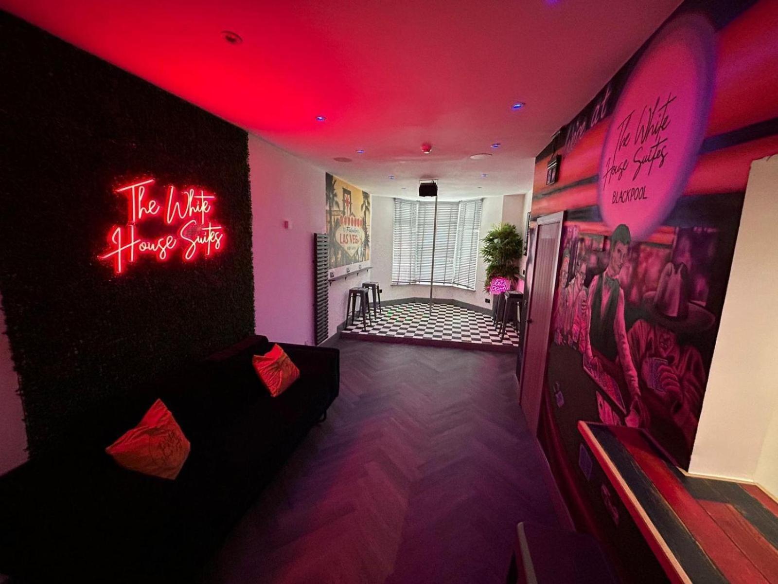 The White House Vegas Suites Blackpool Buitenkant foto