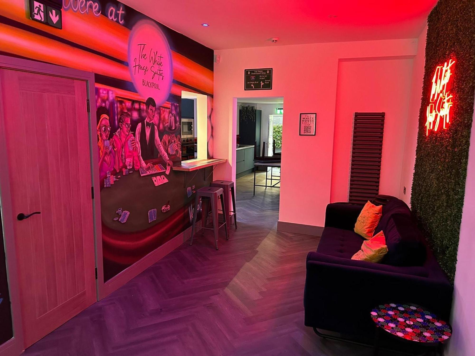 The White House Vegas Suites Blackpool Buitenkant foto